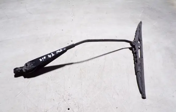 Volkswagen Transporter - Caravelle T4 Rear wiper blade 701955707