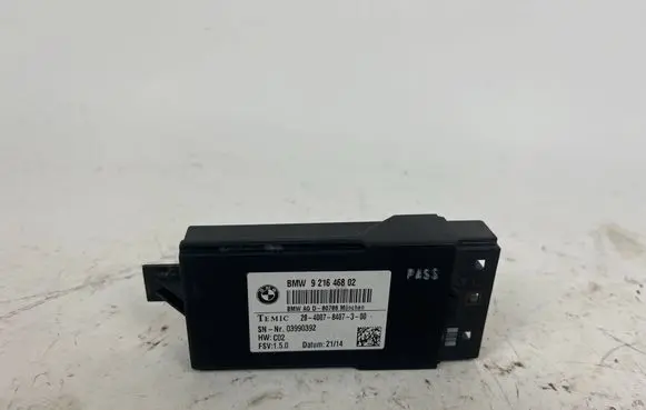 BMW 5 GT F07 Seat heating relay 9216468