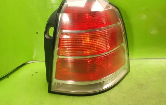 Opel Zafira B Rear/tail lights 24451843
