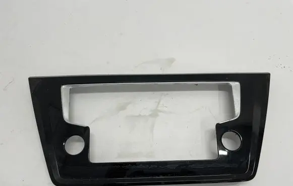 Volkswagen Touran III Navigation GPS unit bracket/holder 5TC858069