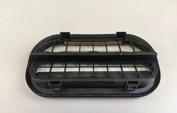Audi A3 S3 8V Quarter panel pressure vent 6R0819465B
