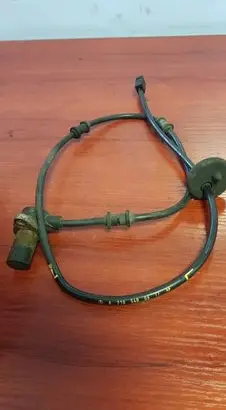 Mercedes-Benz E W210 Speed sensor (speedometer sensor) 2105400617
