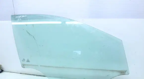KIA Sportage Front door window glass four-door