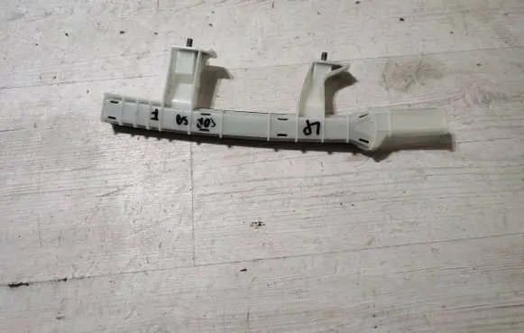 Opel Corsa F Front door windshield rail 081807E386