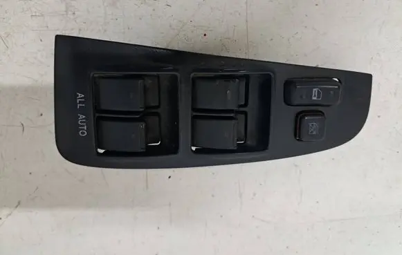 Toyota Avensis T250 Electric window control switch 8480205210