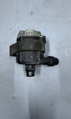 BMW 3 F30 F35 F31 Electric auxiliary coolant/water pump 8638240