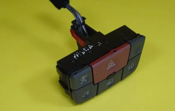 Fiat Panda II Hazard light switch 735357114