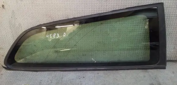 Volvo C30 Rear side window