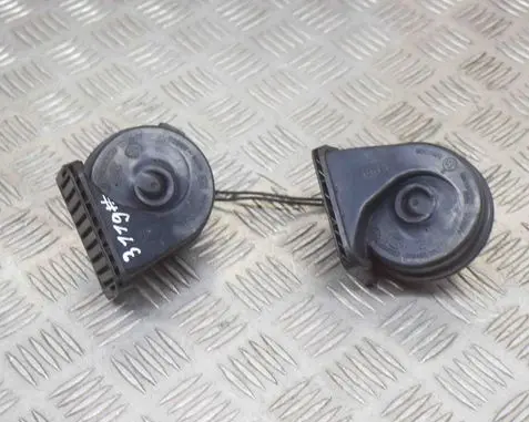 Land Rover Discovery 4 - LR4 Horn signal 9H2213A803AA