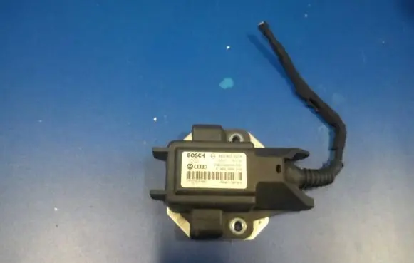 Volkswagen PASSAT B5 ESP acceleration yaw rate sensor 4B0907537A 0265005213