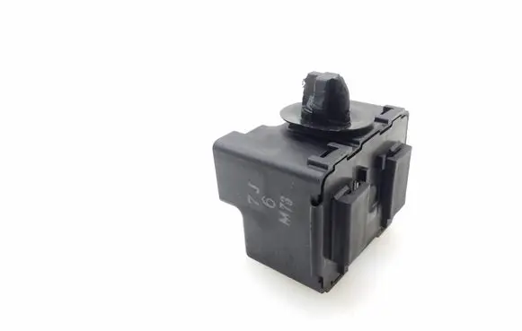 Lexus IS 220D-250-350 Sensor 8665248010
