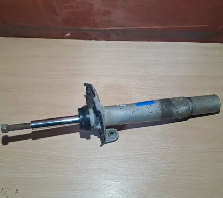 BMW 7 E65 E66 Front shock absorber with coil spring 824904003399 311769 36D87A