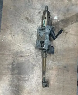 Volkswagen Tiguan Steering wheel axle 5N2419502C 10030404