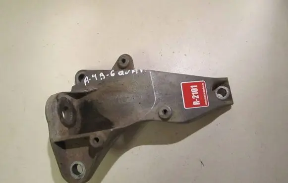 Audi A4 S4 B6 8E 8H Engine mounting bracket 8D0399114AJ
