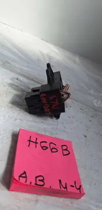 Subaru Legacy Relay mounting block 