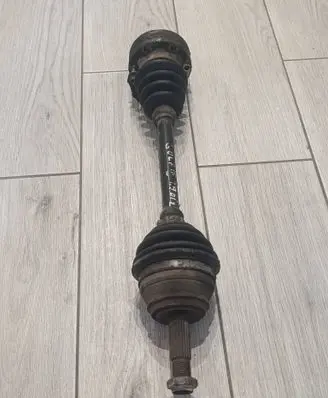 Volkswagen Golf III Front driveshaft 357407271Q