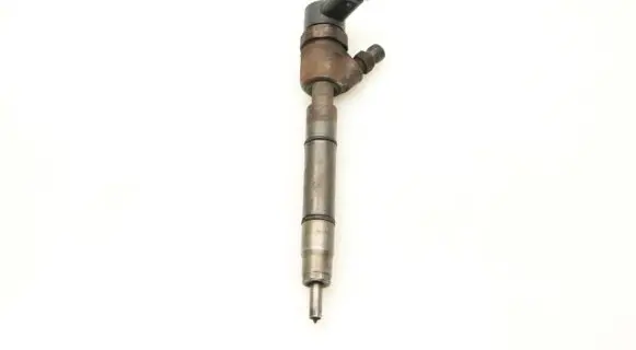 Hyundai i40 Fuel injector 338002A800