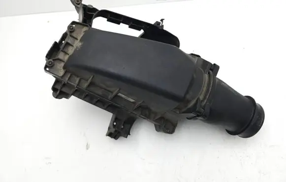 Mercedes-Benz B W246 W242 Air filter box A2700900401 1313300323 1048124S03