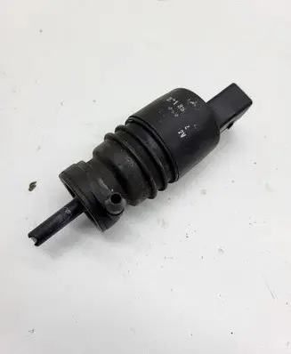 Mercedes-Benz E W211 Windscreen/windshield washer pump