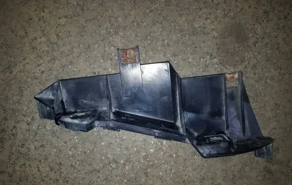 BMW 5 E39 Headlight/headlamp mounting bracket 145531
