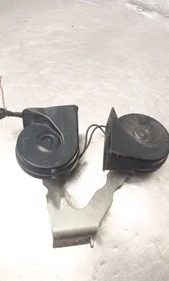 Opel Insignia A Horn signal A046522 13472524 20857424