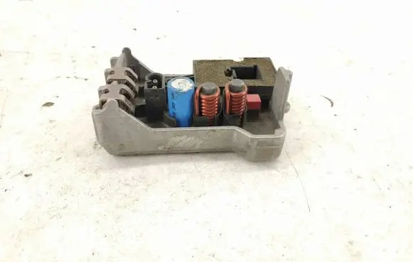 Mercedes-Benz E W211 Heater blower fan relay 2308216351 2308216451