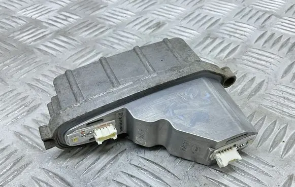 Audi Q3 8U LED ballast control module 70831