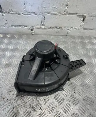 Seat Ibiza IV (6J,6P) Heater fan/blower 6r1819015