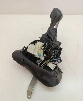 Infiniti Q50 Gear shift rod