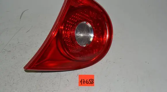 Volkswagen Golf V Tailgate rear/tail lights 1K6945094F B00001290 02850020