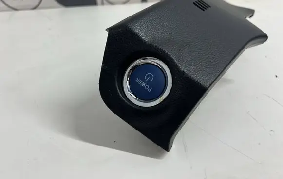 Toyota RAV 4 (XA50) Engine start stop button switch 