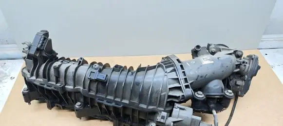 BMW 5 F10 F11 Intake manifold 7807991