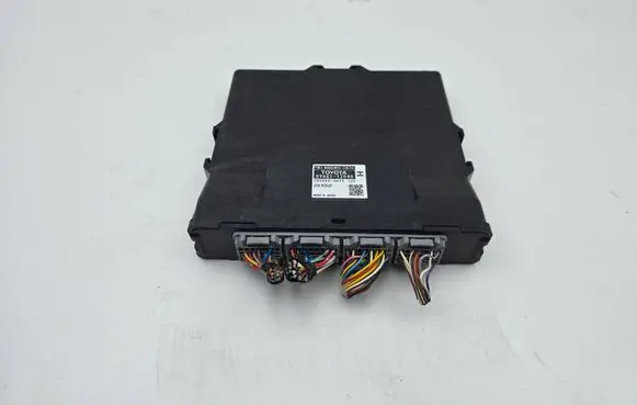 Toyota Auris 150 Other control units/modules 8968112040 2850000611