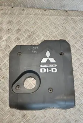 Mitsubishi L200 Engine cover (trim)