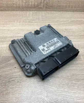 Volkswagen Golf V Engine control unit/module ECU 03G906021PM 0281014061 USED