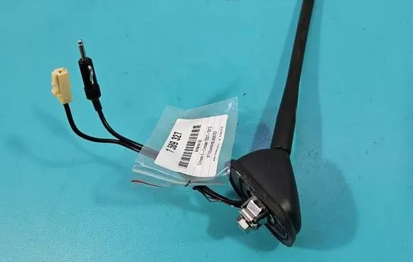 Citroen C-Crosser Radio antenna IMPRK1589327