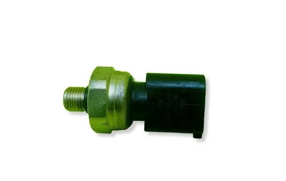 Audi A6 S6 C6 4F Fuel pressure sensor 06E906051E
