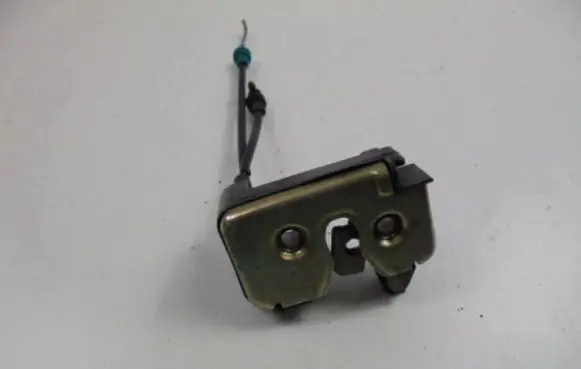 Ford Ka Tailgate/trunk/boot lock/catch/latch XS51B43102AC