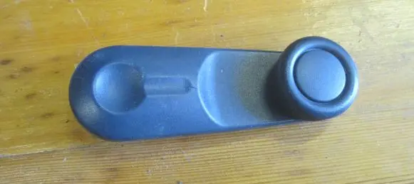 Smart ForFour I Front door window winding handle 5713A060