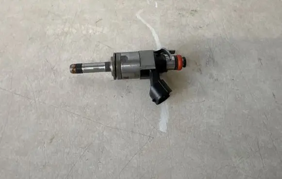 Ford Mustang VI Fuel injector Jr3e9g929bb