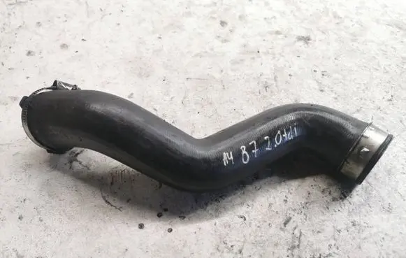 Audi A4 S4 B7 8E 8H Intercooler hose/pipe