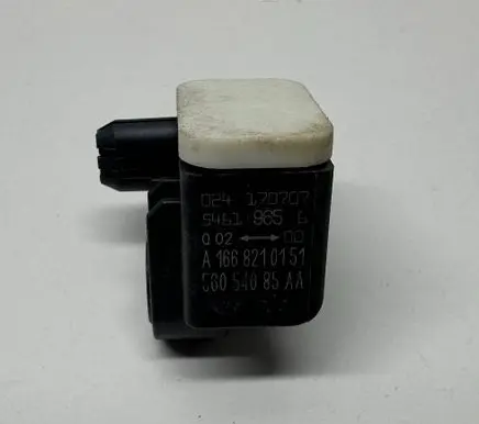 Mercedes-Benz E W212 Airbag deployment crash/impact sensor A1668210151 56054085AA 024170707