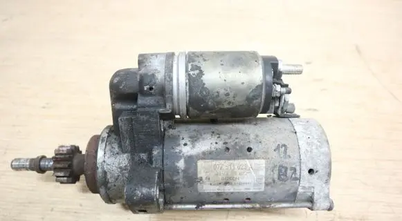 Volkswagen Touareg I Starter motor 07Z911023A