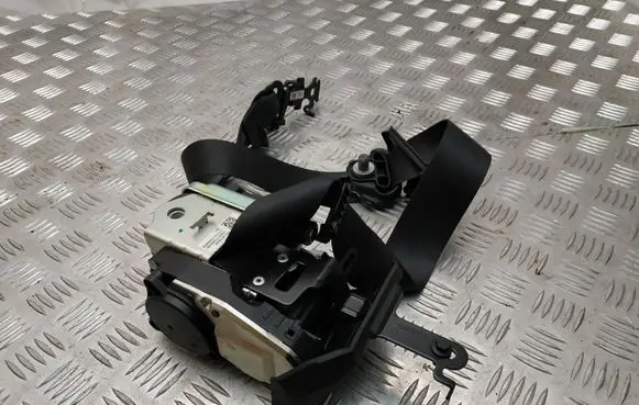 Volvo XC90 Front seatbelt P31675238 31675238