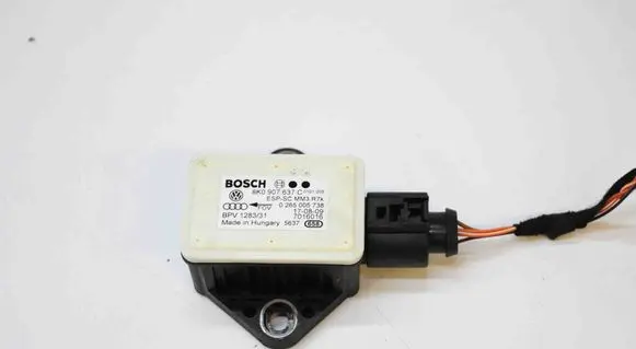 Audi A4 S4 B8 8K Acceleration sensor 8K0907637C
