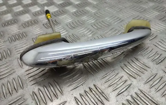 Mini Cooper Countryman R60 Rear door exterior handle