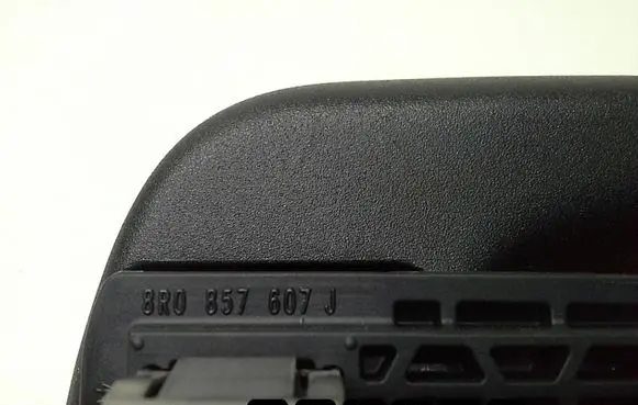 Audi Q7 4M Front interior roof grab handle 8R0857607J