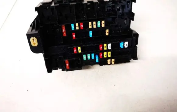 Renault Laguna III Fuse box set 8200393836d 8200393836-d