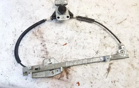 Volkswagen PASSAT B3 Sliding door window regulator with motor 357839402