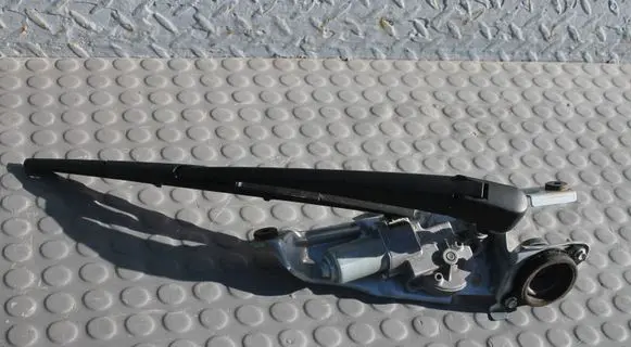 Mazda CX-30 Rear window wiper motor BDGH66B60CX30 BDGH66B60